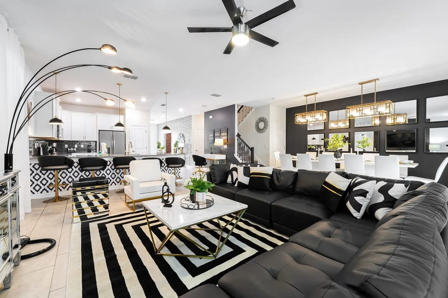 9 bed, 5.0 bath, 4284 sqft, $5,330 — Photo 1