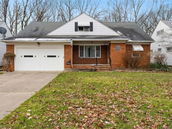 1784 Braeburn Park Dr, Euclid, OH 44117