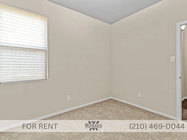9419 Graze Br — Photo 2