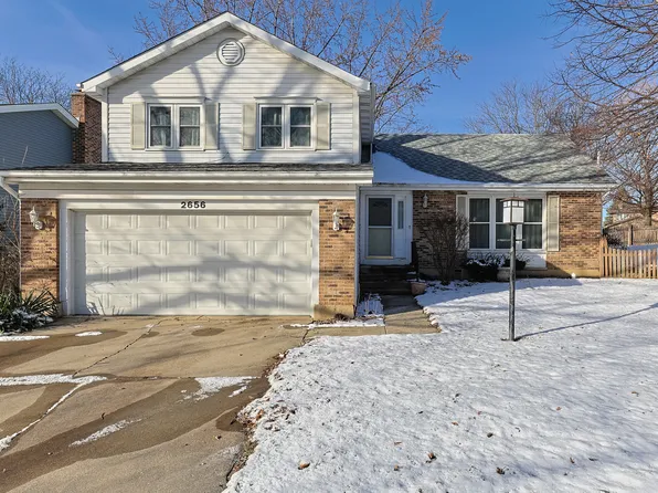2656 Bloomfield Dr, Lisle, IL 60532