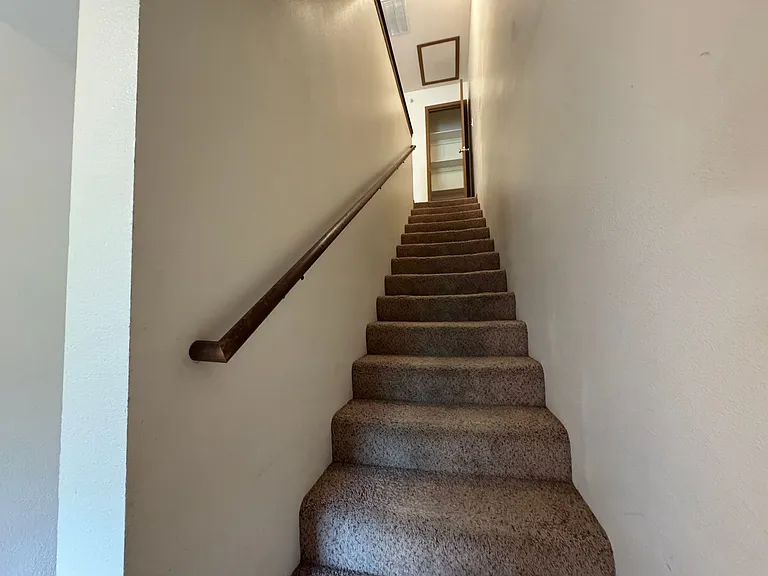 700 Hillside Rd — Photo 13