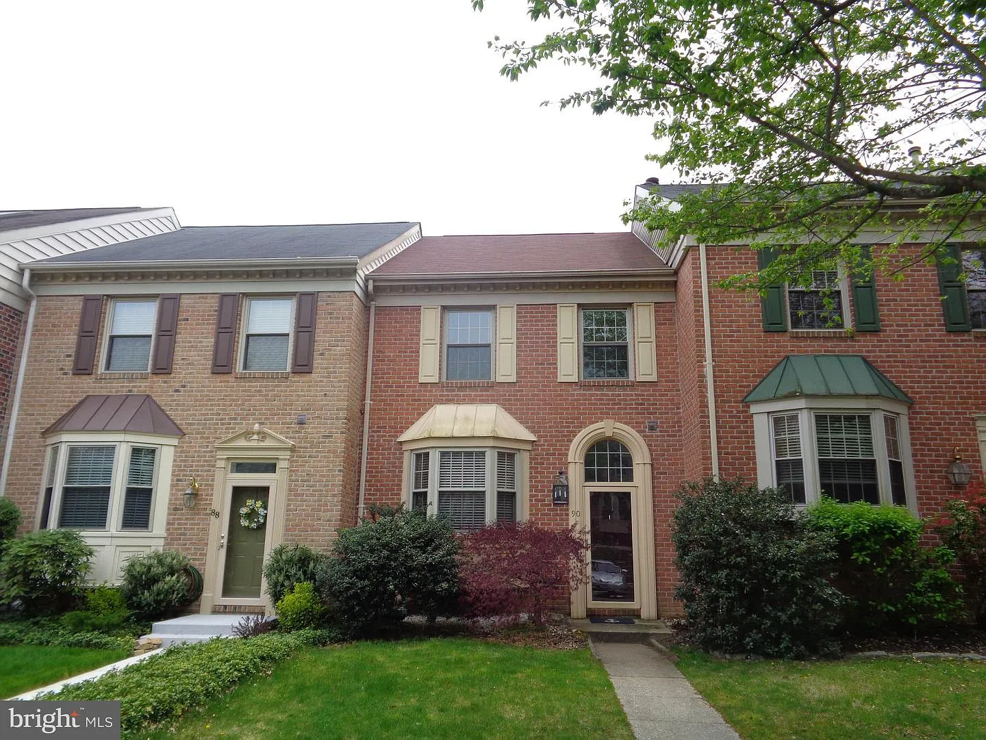 3 bed, 3.5 bath, 2062 sqft, $2,595 — Photo 1