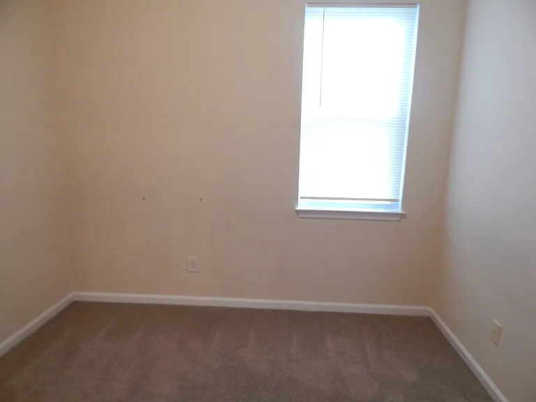 9410 Night Harbor Dr SE — Photo 5