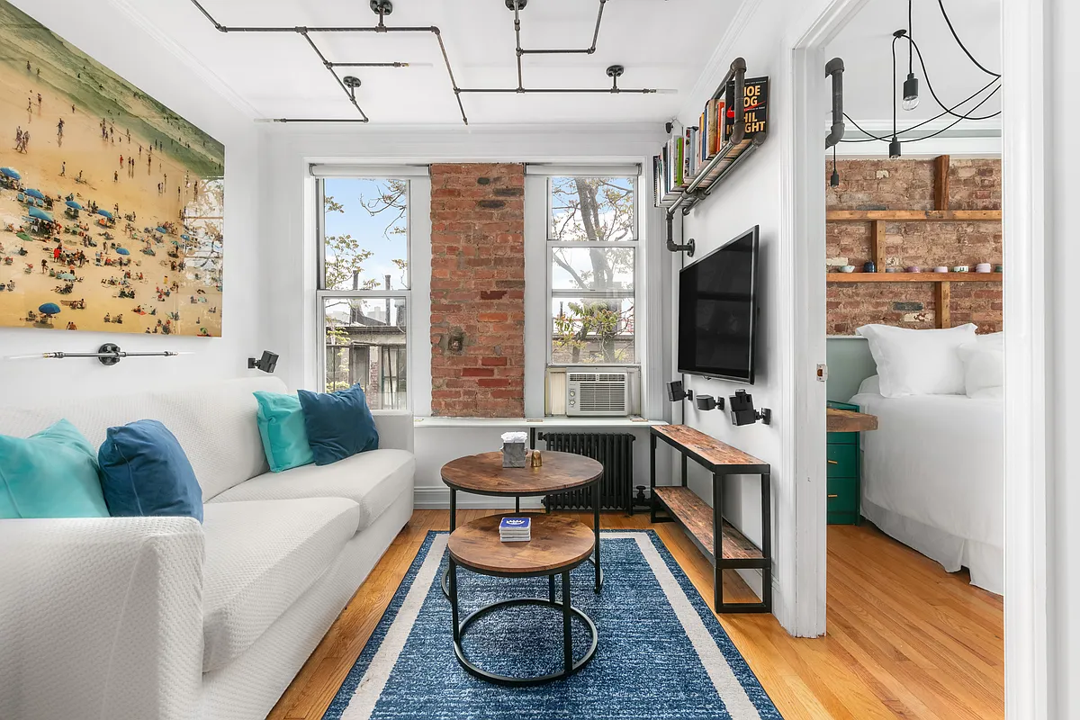 204 West 10th St Unit 26  