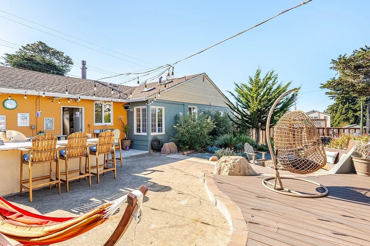 339 Nelson Ave — Photo 1
