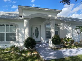 881 Banks St NW, Palm Bay, FL 32907