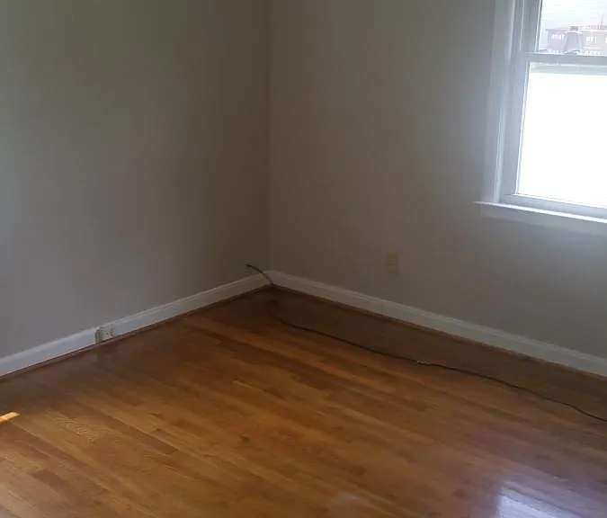 2320 Keller Ave — Photo 5