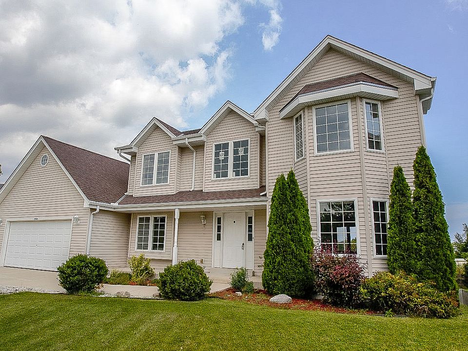 1st image of 9540 S Wintergreen Ct