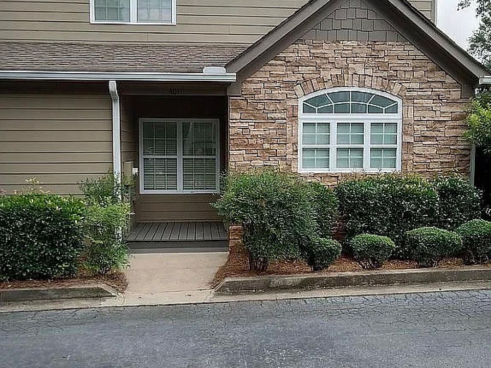 1st image of 401 Port Laz Ln