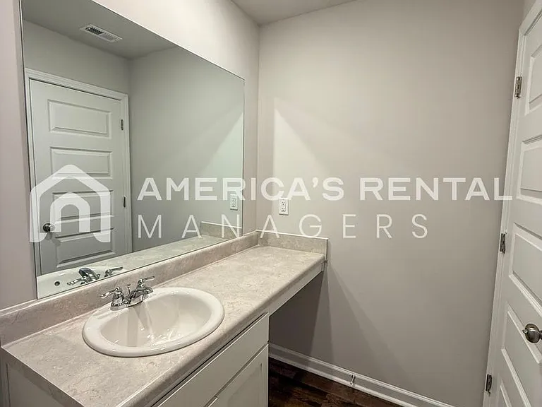 12 River Grass Dr — Photo 25