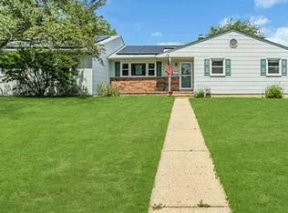 20 Taunton Dr, Howell, NJ 07731