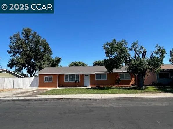 1105 Latimer Ave, Modesto, CA 95351