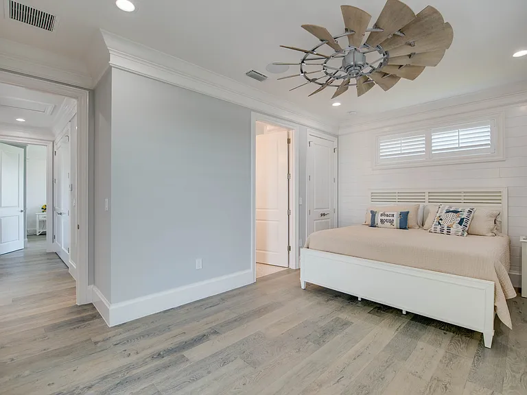 528 Bay Shore Dr — Photo 56