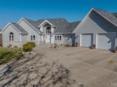 31320 Oslo Dr, Lebanon, MO, 65536