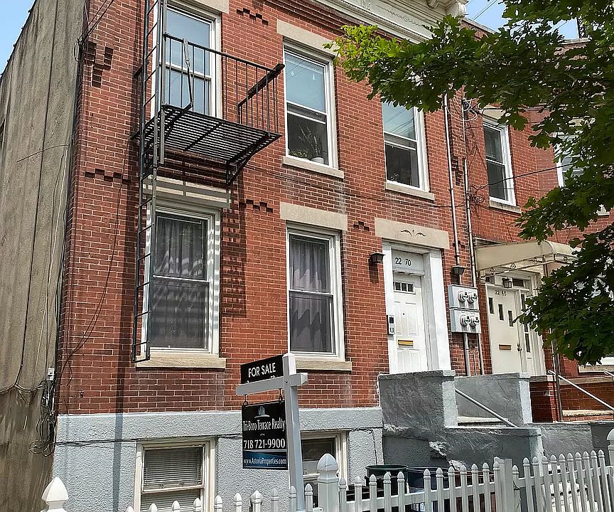 1st image of 2270 29th St