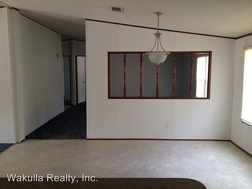 2nd image of 134 Russell Dr