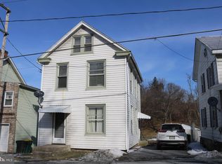 819 W Main St, Waynesboro, PA