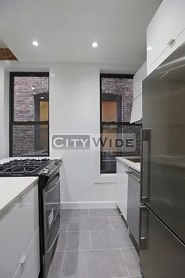 Rented by City Wide Apartments | media 16