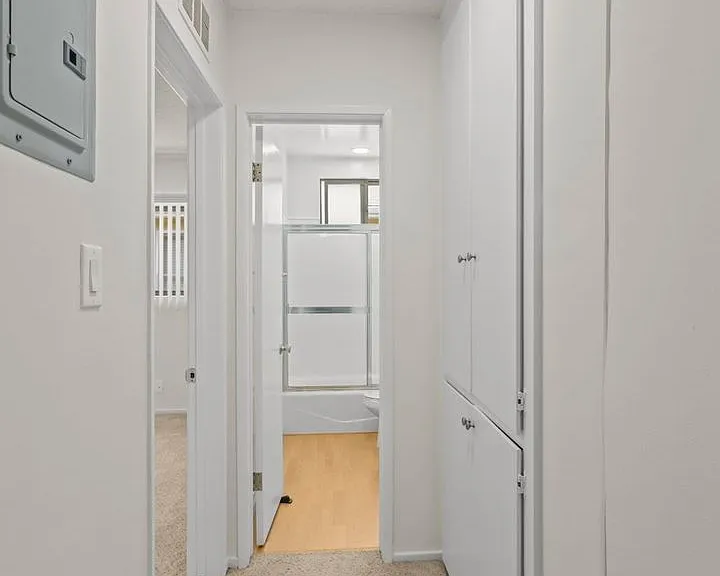 1226 McClellan Dr — Photo 14