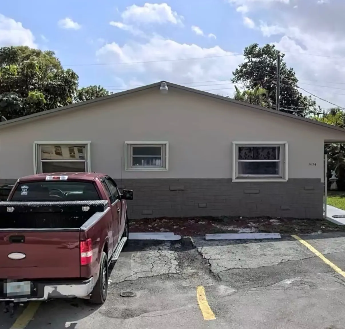 2 bed, 875 sqft, $2,000 — Photo 1
