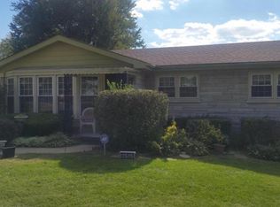 11505 Deering Rd, Louisville, KY 40272