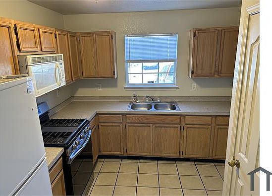 2nd image of 12400 Tierra Balsa Ct