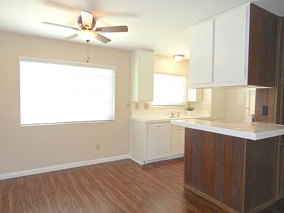 3rd image of 1057 Diamond St APT 3