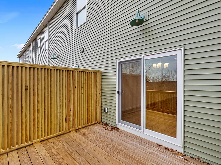 455R Sherman Ave — Photo 13