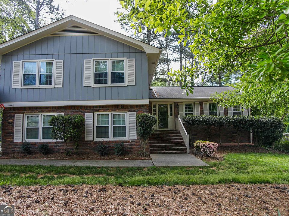 1st image of 4003 Shady Cir