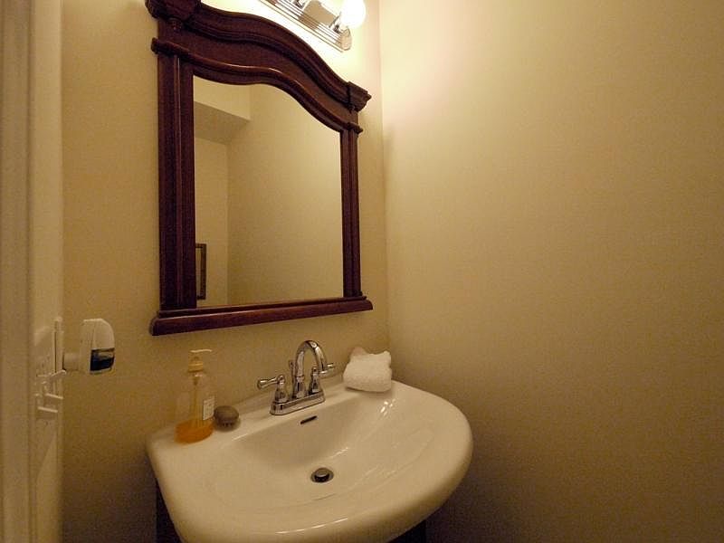1st image of 750 Quinnipiac Ave APT 5