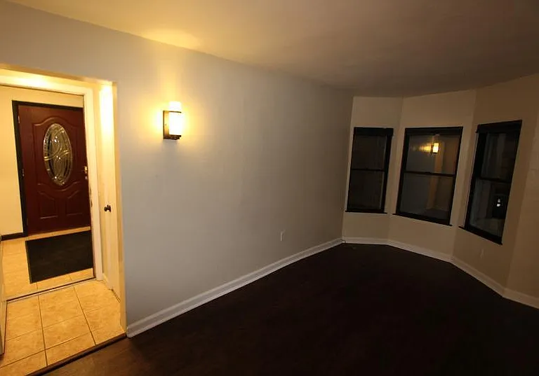 218 Alexander Ave #2 — Photo 6