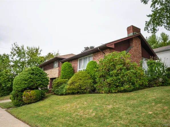 14703 10th Avenue, Whitestone, NY 11357