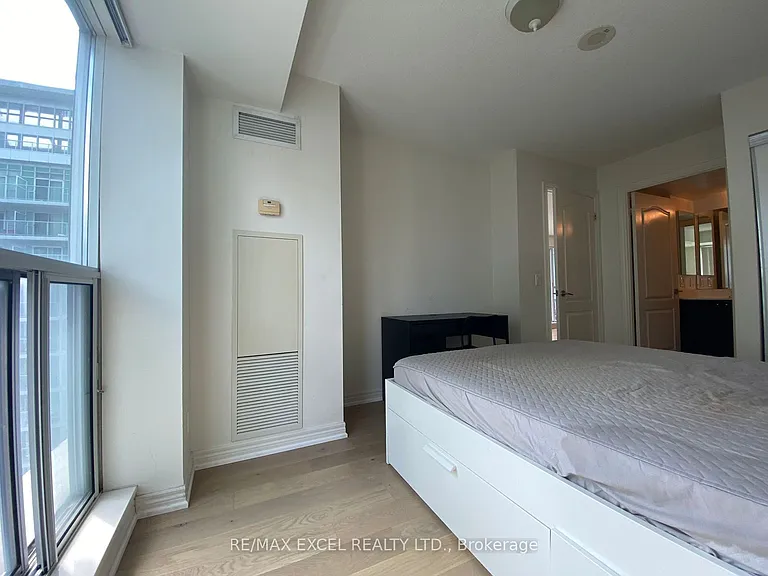 70 Town Centre Ct #2807 — Photo 25