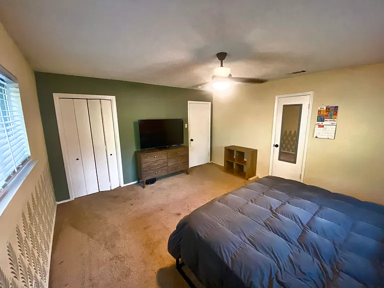 2514 Vernon St — Photo 12