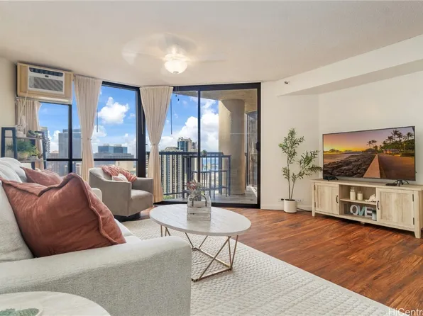 60 N Beretania St APT 2709, Honolulu, HI 96817