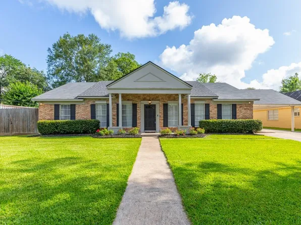 6030 Zenith St, Beaumont, TX 77706