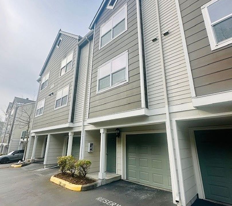 1st image of 3116 164th St SW APT 1309