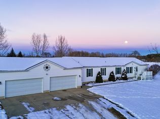 5115 E Valley Rd, Mount Pleasant, MI 48858
