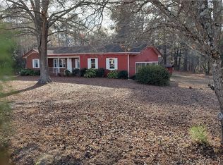 255 Lee County Line Rd, Broadway, NC 27505