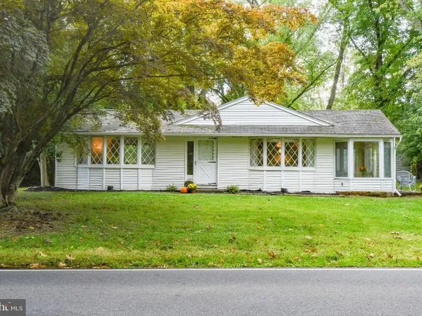 1764 River Rd, Upper Black Eddy, PA 18972