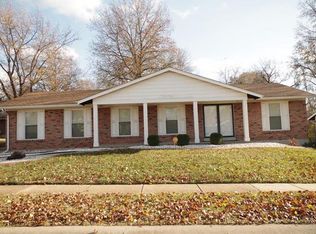 3864 Monsols Dr, Florissant, MO