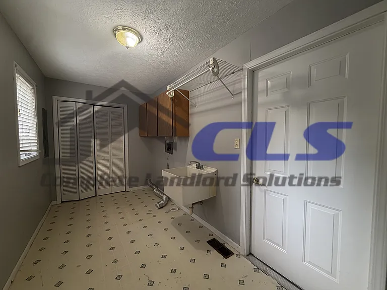 80 Ridgecrest Ct — Photo 10