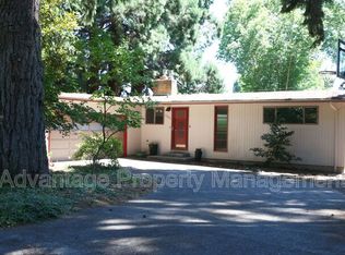 3240 NW Elmwood Dr, Corvallis, OR 97330