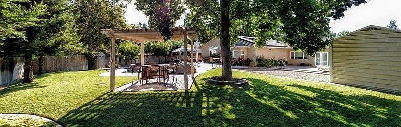 Large Backyard With Saltwater Pool