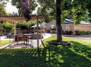 372 Gardenside Ct, Chico, CA 95973