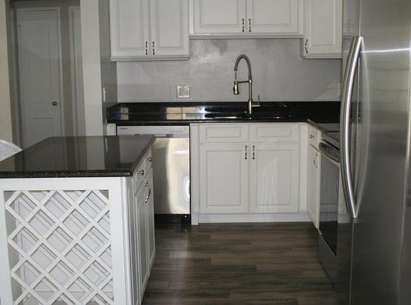 5th image of 2170 South St