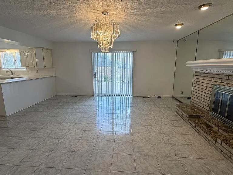 36868 Melbourne Dr — Photo 16