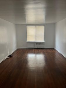 747 E 226 Street #1F, Bronx, NY, 10466