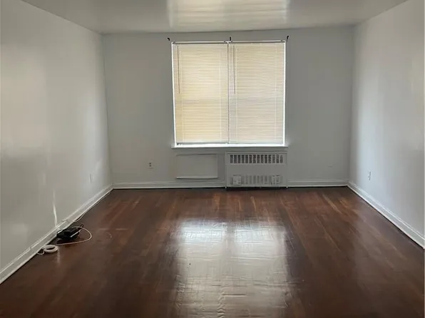 747 E 226 Street #1F, Bronx, NY 10466