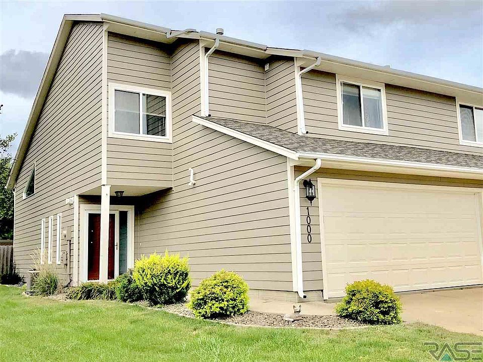 1st image of 1000 E Jane Ln